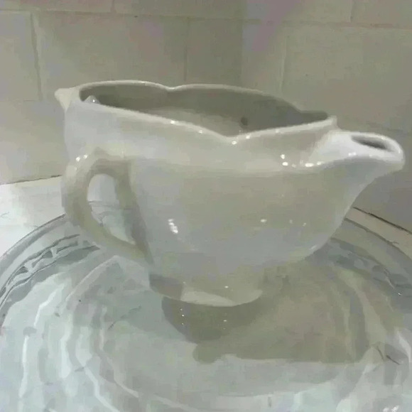 French Apilco Gravy Separator Classic Whiteware Porcelain Made in France - Picture 3 of 10